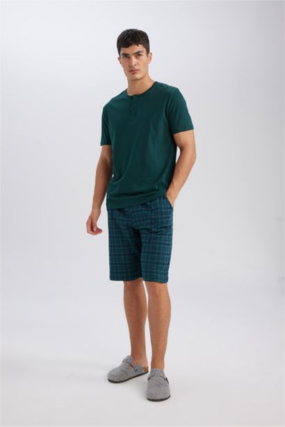 طقم قصة عادية بأكمام قصيرة من قطعتين