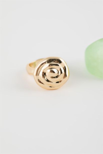 Woman 3 Colorful Rings