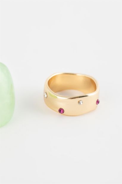 Woman 3 Colorful Rings