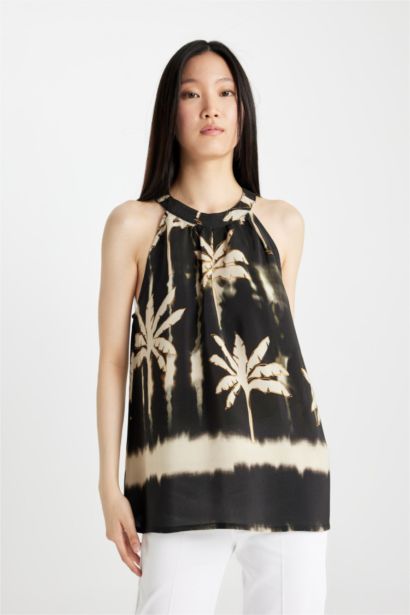 Regular Fit Halter Collar Sleeveless Blouse