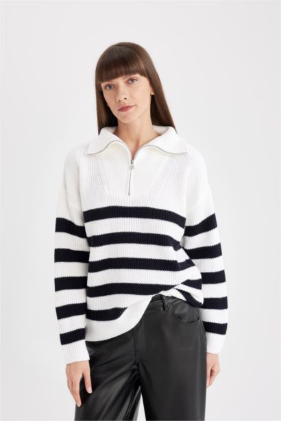 Свитер свободного кроя в полоску на молнии