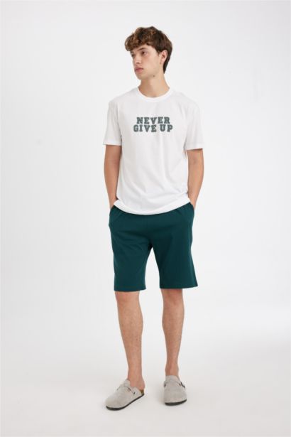 طقم بيجاما قصة عادية نص كم - قطعتين