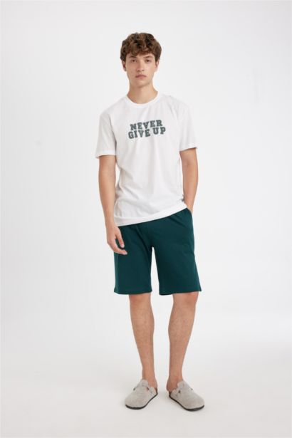 طقم بيجاما قصة عادية نص كم - قطعتين