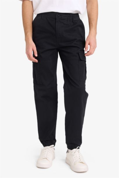 Pantalon jogger en gabardine à poches cargo Coupe régulière