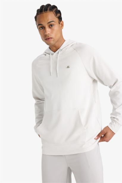 Standard Fit Sweatshirt
