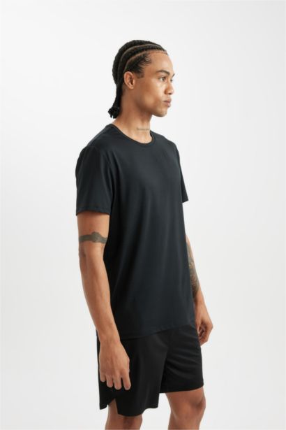 DeFactoFit Standard Fit Crew Neck Sports T-Shirt