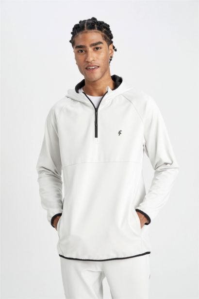 стандарт пішім бас киімді Свитер