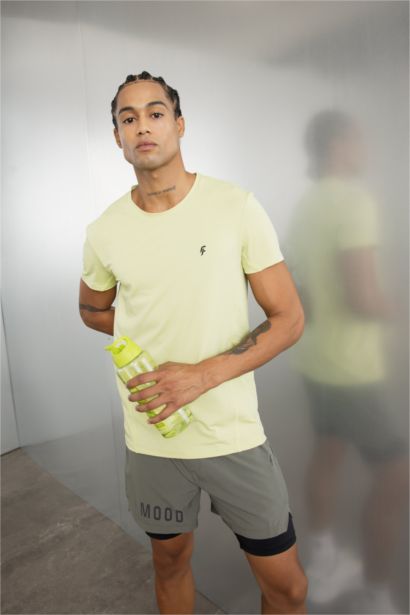 DeFactoFit Slim Fit Dar Kesim Bisiklet Yaka Sporcu Kısa Kollu Tişört