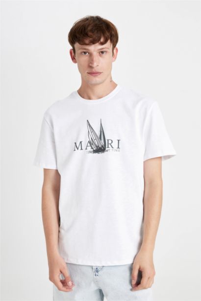 New Regular Fit Crew Neck Printed T-Shirt