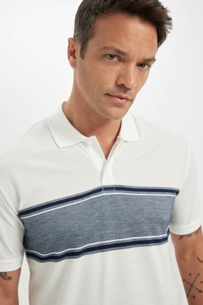 New Regular Fit Pique Short Sleeve Polo T-Shirt