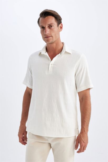 Regular Fit Textured Short Sleeve Shirt