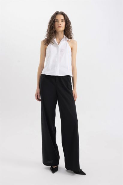 Fitted Poplin Sleeveless Shirt