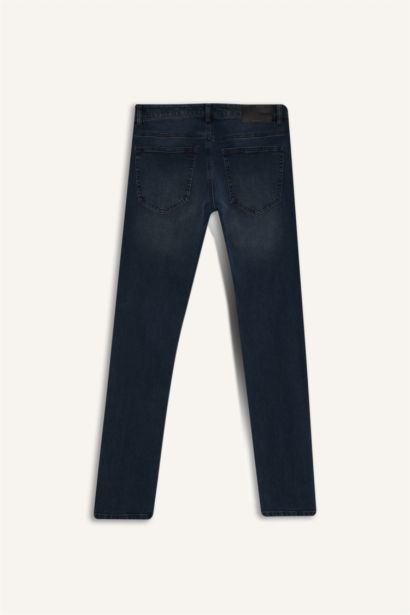 بنطلون جينز بيدرو سليم فيت برجل ضيقة