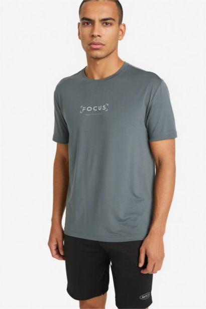 Standard Fit Crew Neck Printed Short Sleeve T-Shirt