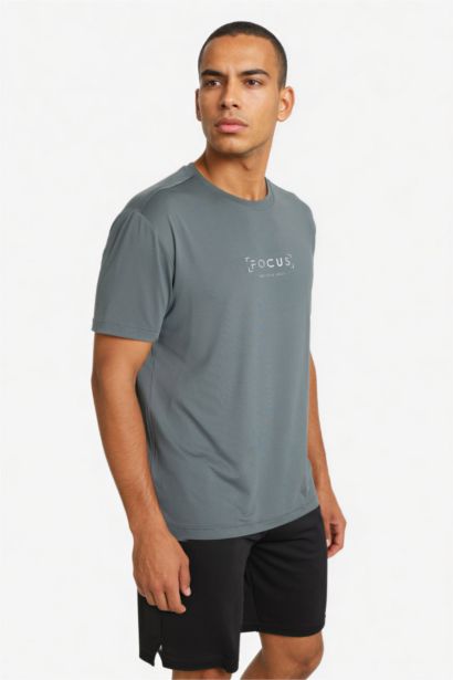 Standard Fit Crew Neck Printed Short Sleeve T-Shirt