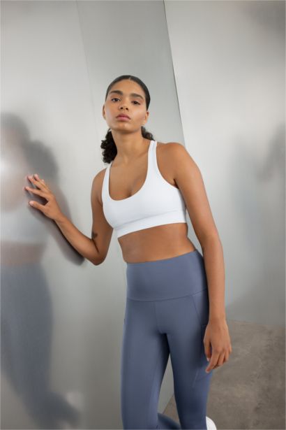 DeFactoFit Crew Neck Bra