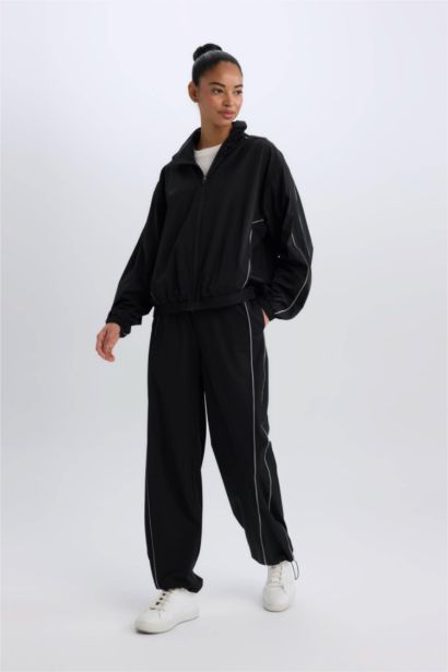 DeFactoFit Pocketed Woven Wide Leg Trousers