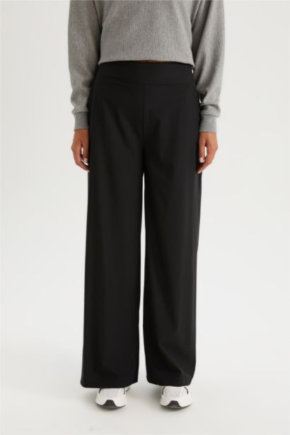 DeFactoFit Pocketed Woven Wide Leg Trousers