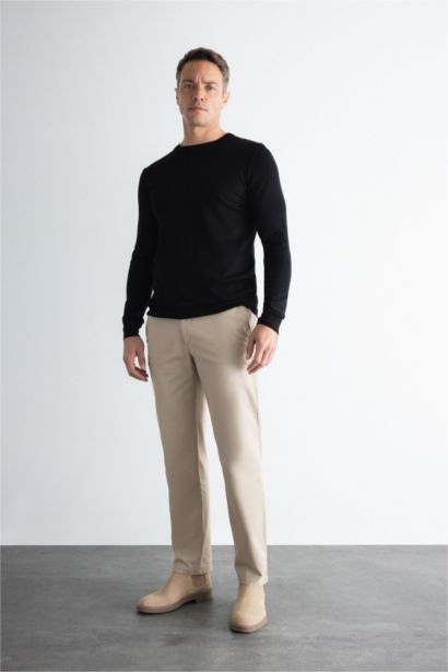 Pantalon chino droit en toile stretch à poches Coupe classique