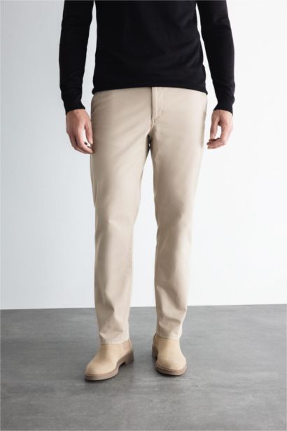 Pantalon chino droit en toile stretch à poches Coupe classique