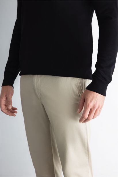 Pantalon chino droit en toile stretch à poches Coupe classique