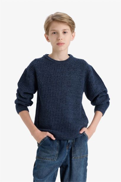 Boy Regular Fit Crew Neck Pullover