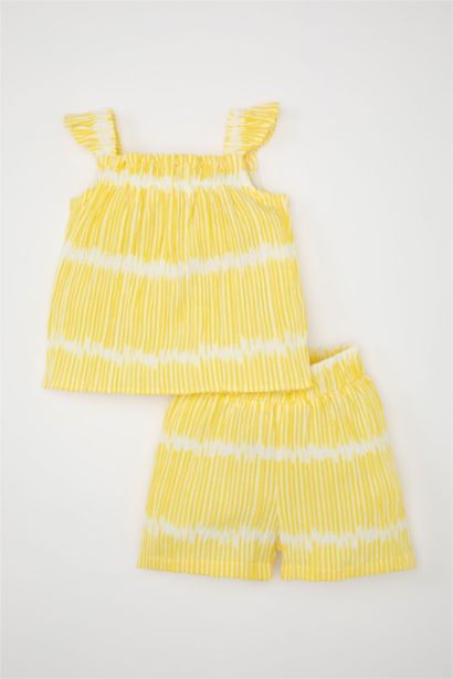 طقم بناتي مخطط بلوزة وشورت - قطعتين