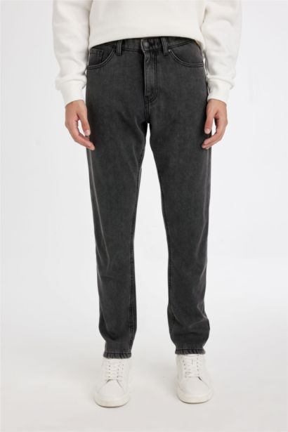 Jean noir Coupe régulière