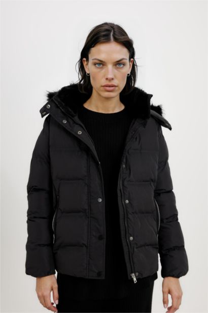 جاكيت بامب سليم فيت وتر برووف بكابيشون و سوسته