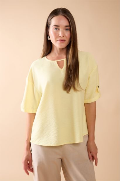 Regular Fit Round Collar Short Sleeve Blouse