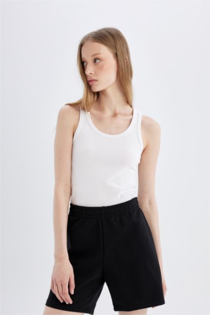 Slim Fit Dar Kesim U Yaka Basic Düz Ribana Atlet