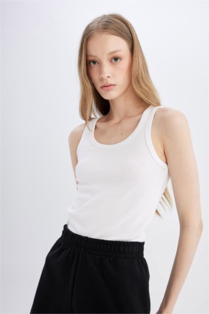 Slim Fit Dar Kesim U Yaka Basic Düz Ribana Atlet