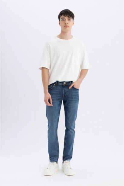 Pedro Slim Fit Normal Waist Narrow Leg Jeans