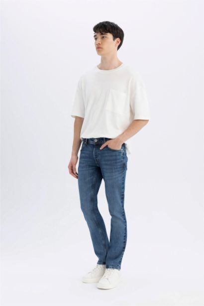 Pedro Slim Fit Normal Waist Narrow Leg Jeans