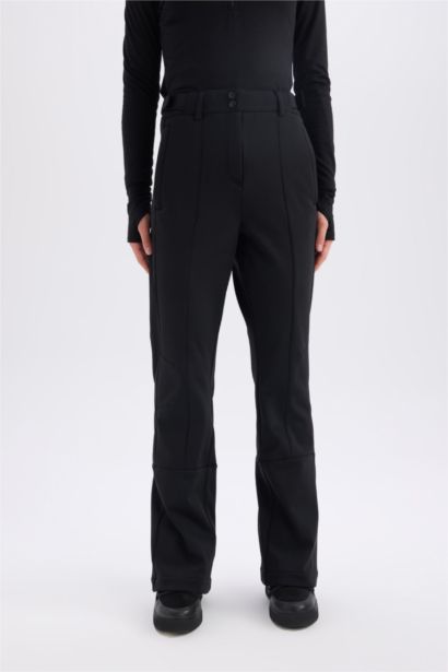 بنطلون تزلج رياضي سوفتشيل قصة عادية من DeFactoFit