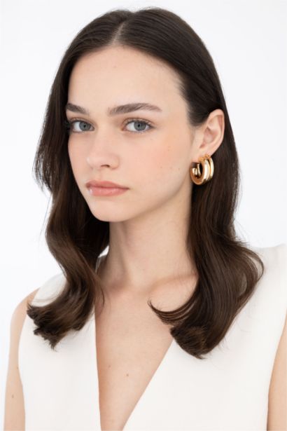Woman 2 Piece Hoop Gold Earrings