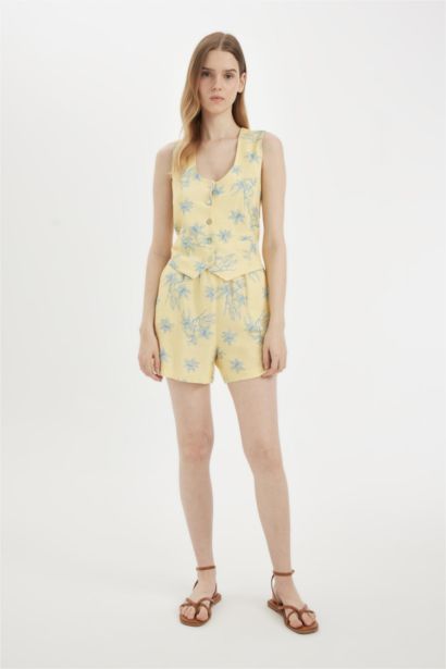 شورت كتان بناتي فلورال قصة عادية وخصر عادي