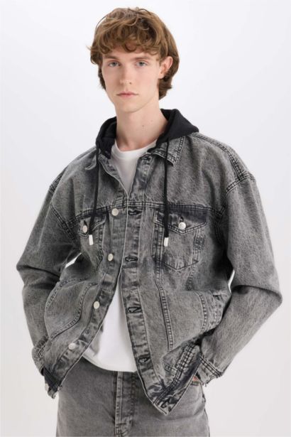 %100 Pamuk Oversize Geniş Kalıp Kapüşonlu Düğmeli Mevsimlik Baharlık Denim Ceket
