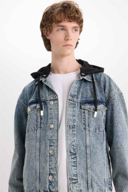 %100 Pamuk Oversize Geniş Kalıp Kapüşonlu Düğmeli Mevsimlik Baharlık Denim Ceket