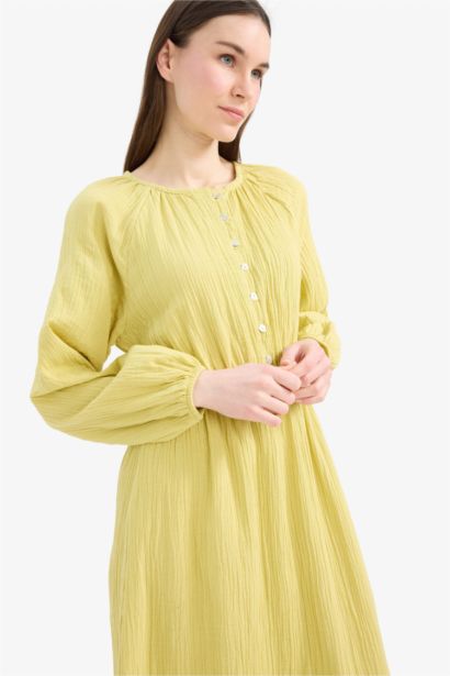Relax Fit Crew Neck Muslin Raglan Sleeves Dress