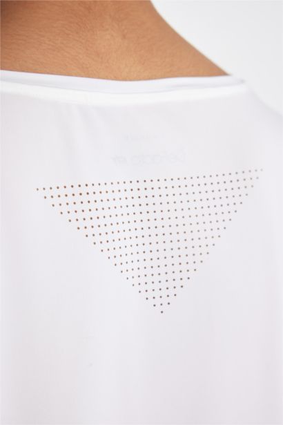 DeFactoFit Standard Fit Crew Neck Sports T-Shirt