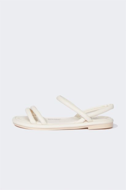 Woman Flat Sole Faux Leather Sandals