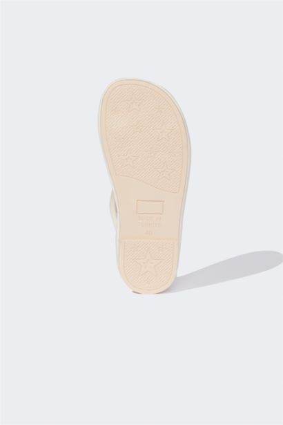 Woman Flat Sole Faux Leather Sandals