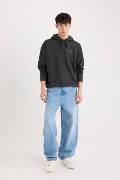 Boxy Fit Kapüşonlu Sırt Baskılı Sweatshirt