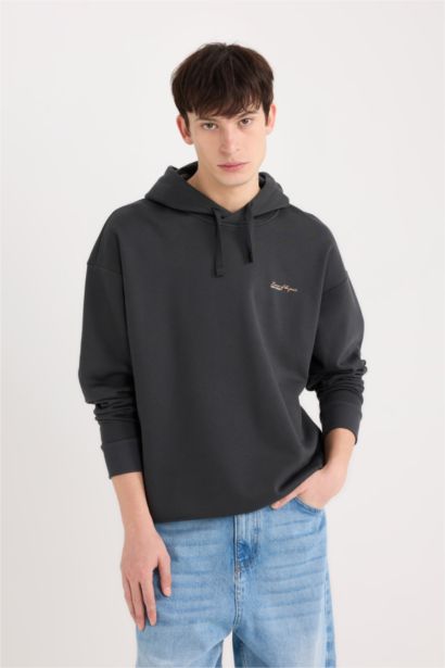 Boxy Fit Kapüşonlu Sırt Baskılı Sweatshirt