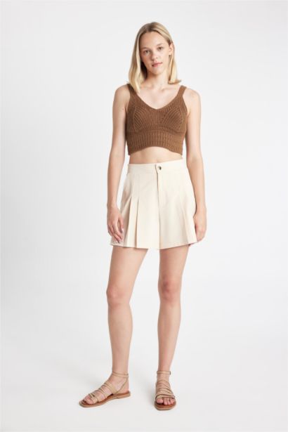 Regular Fit High Waist Short Leg Shorts