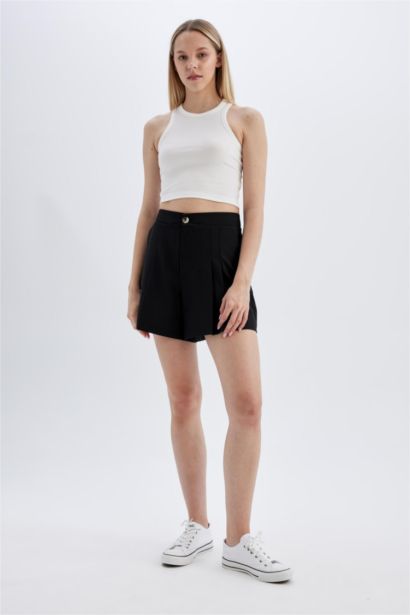 Regular Fit High Waist Short Leg Shorts