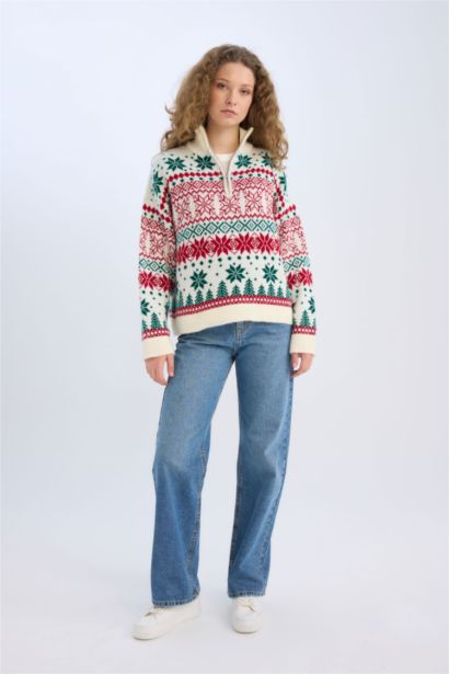 Yılbaşı Temalı Fermuarlı Dik Yaka Triko Kazak