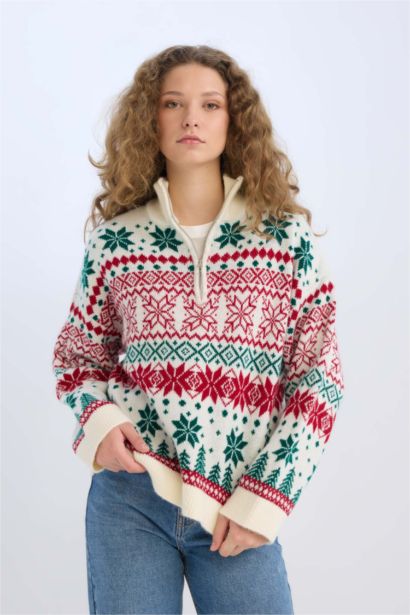 Yılbaşı Temalı Fermuarlı Dik Yaka Triko Kazak