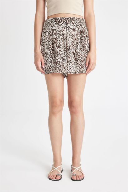 شورت قصير تايجر بخصر عادي